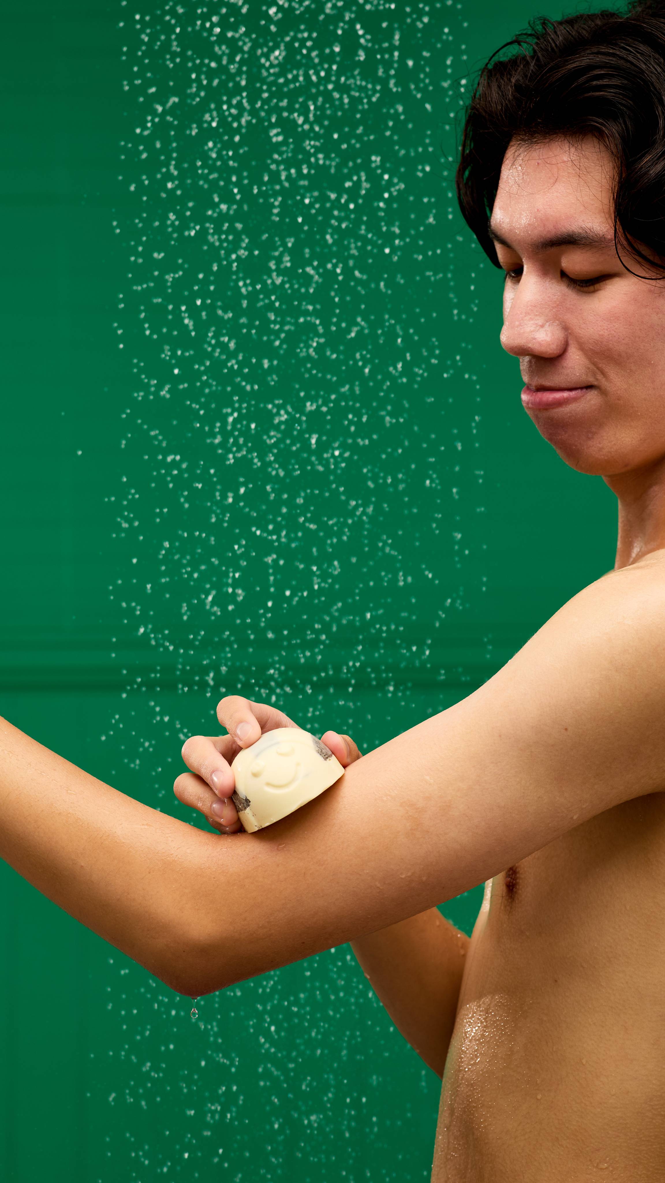 4FEEDD72-CFBB-946D-C30E-43A0120FEB73