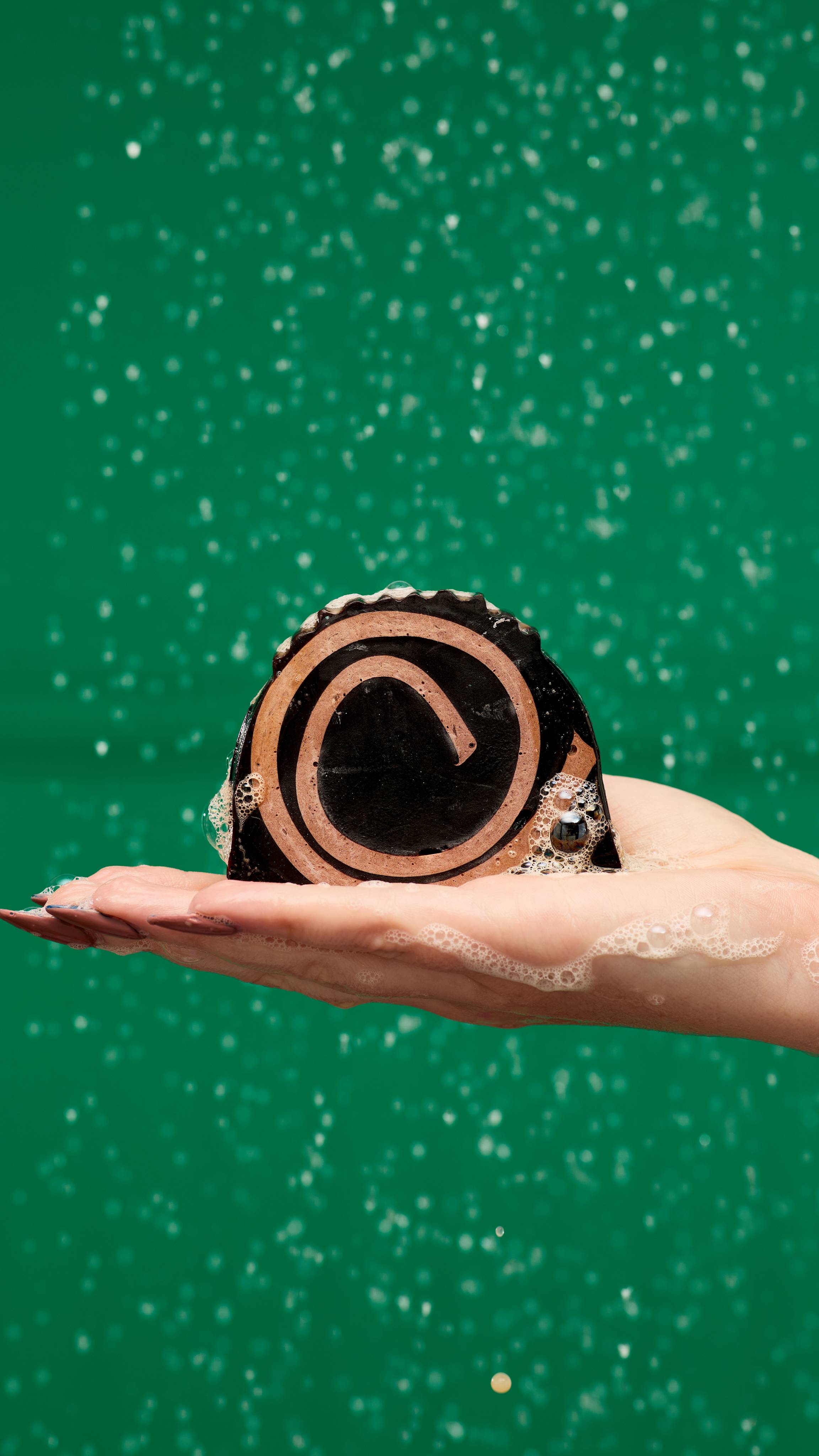 946491D7-D484-9148-8B6A-C1EC230B3776