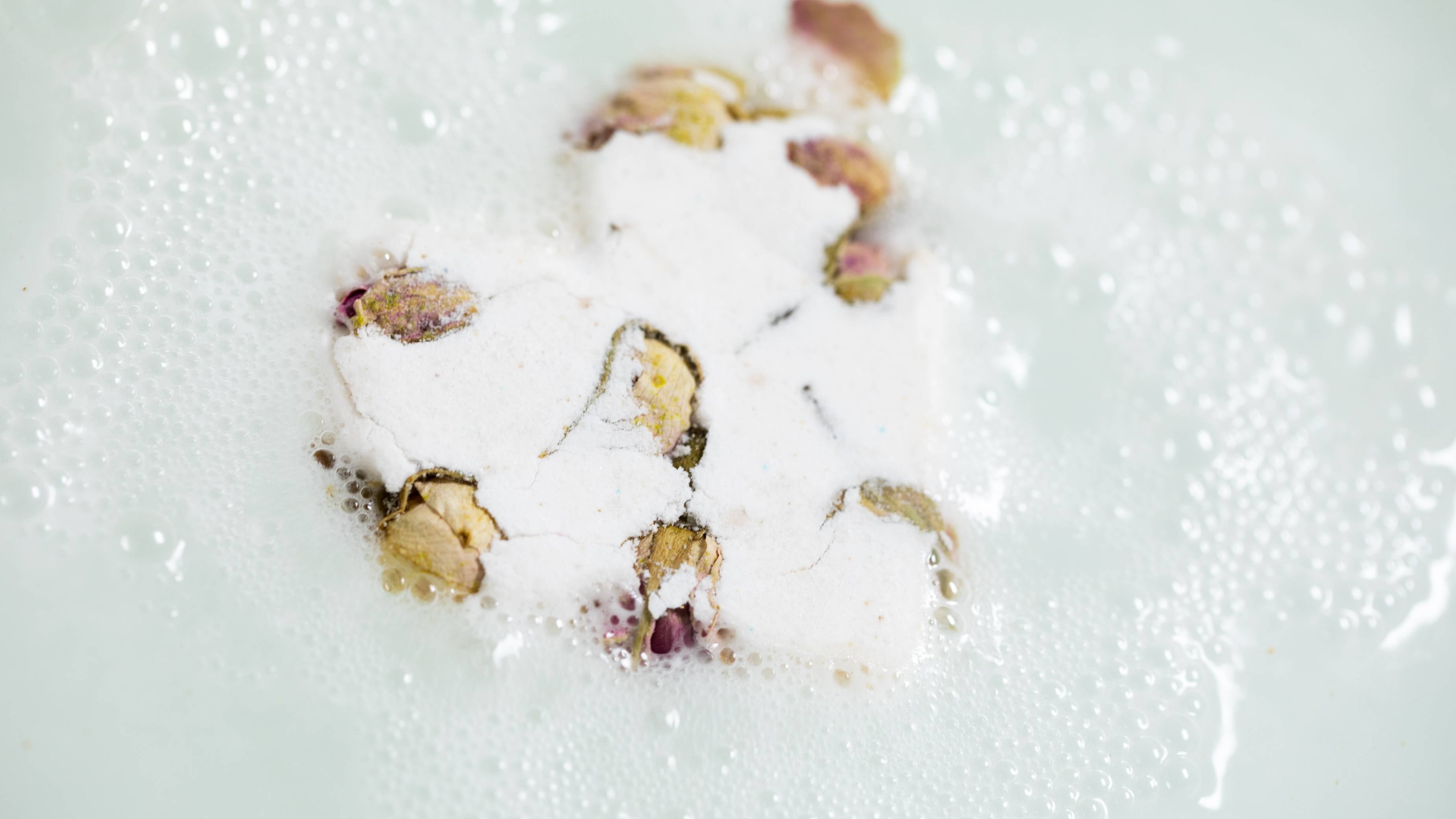 A1A39608-04D4-DF28-E5F8-1CABCD9429D6